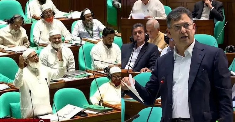 স্বরাষ্ট্রমন্ত্রীর জন্য সংসদে দুই হাত তুলে দোয়া করলেন জামায়াত আমির